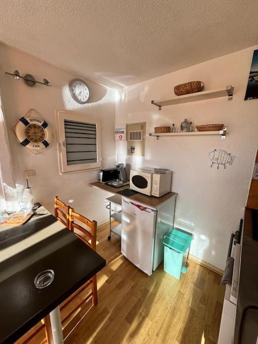 Appartement Bord De Mer Le Barcares Exterior photo